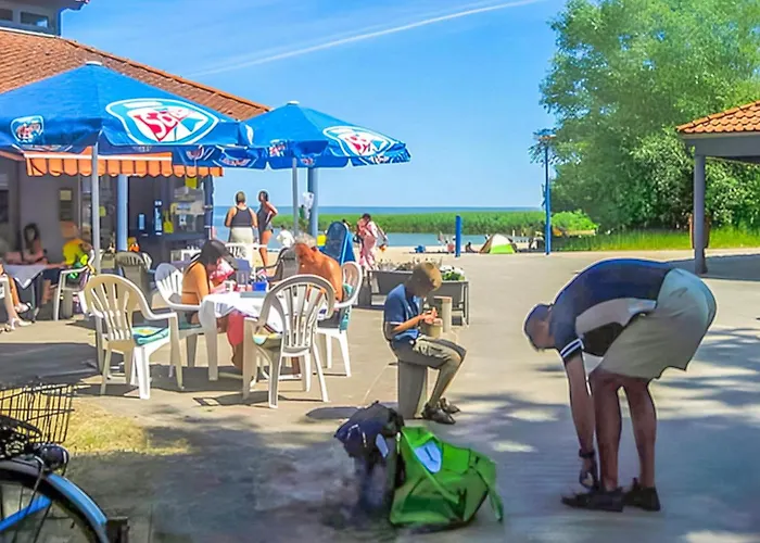 Semesterbostad Bellin *